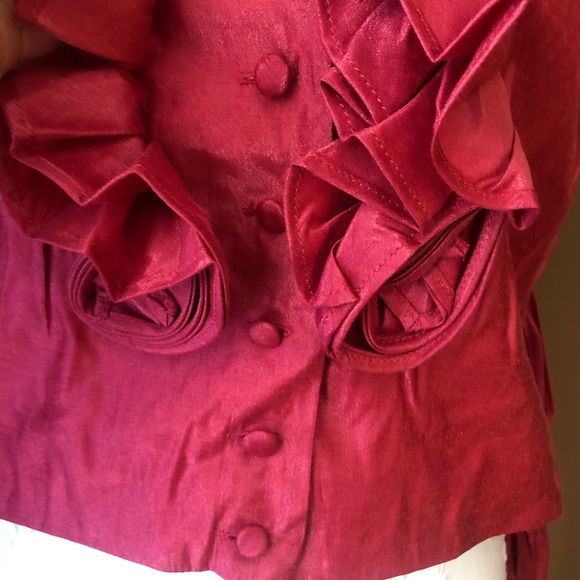 Ruffle Accent Collared Blouse ๐ - Picture 5 of 9